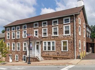 159 Main St APT 9, Royersford, PA 19468