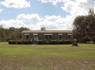 460 NE 394th Ave, Old Town, FL 32680