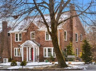 24 Blake Rd, Brookline, MA 02445