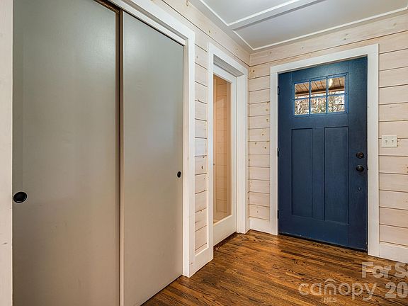 5th image of 61 White Dogwood Ln