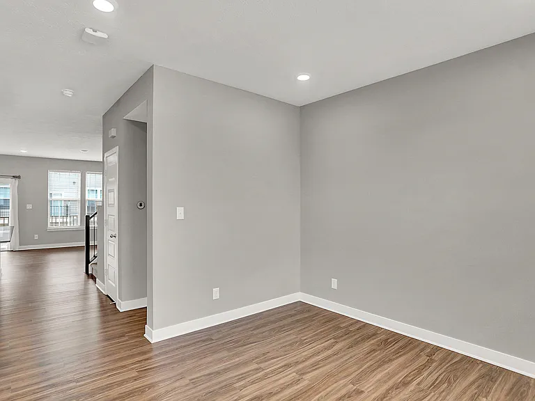 3517 Buckner Dr — Photo 11