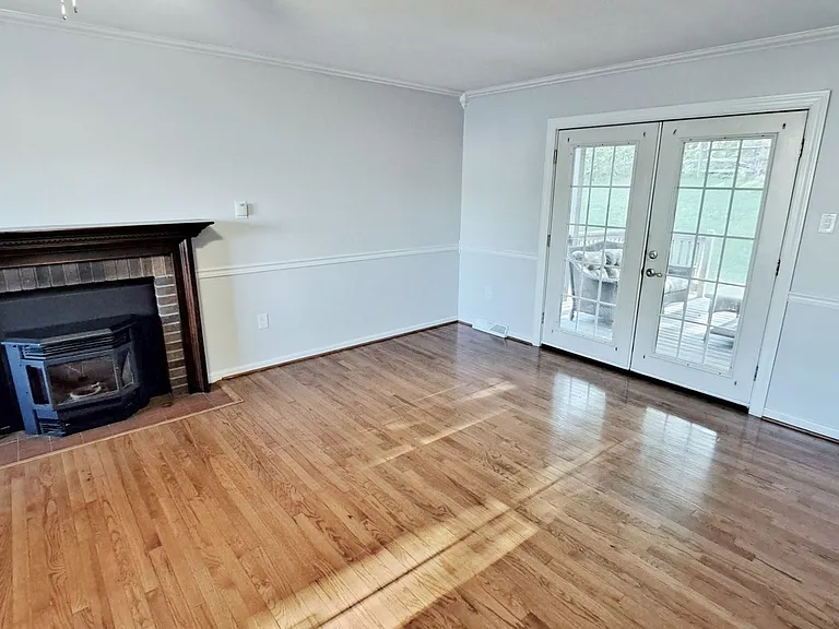 58 Frock Dr — Photo 24