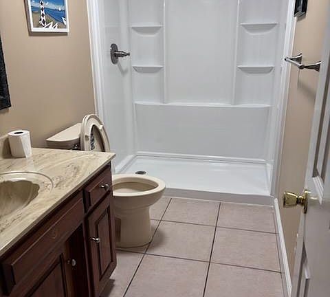 5th image of 3612 Carmichael Dr