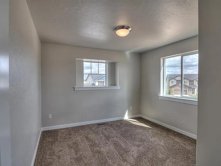 5232 N Beaham Ave — Photo 11