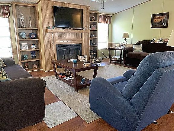 3rd image of 4900 SE 102nd Pl #19