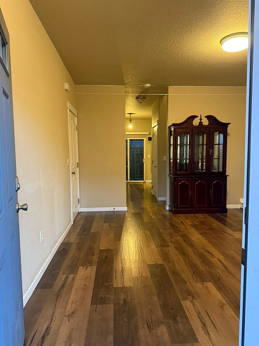 Building Photo - 4332 SW 183rd Ter