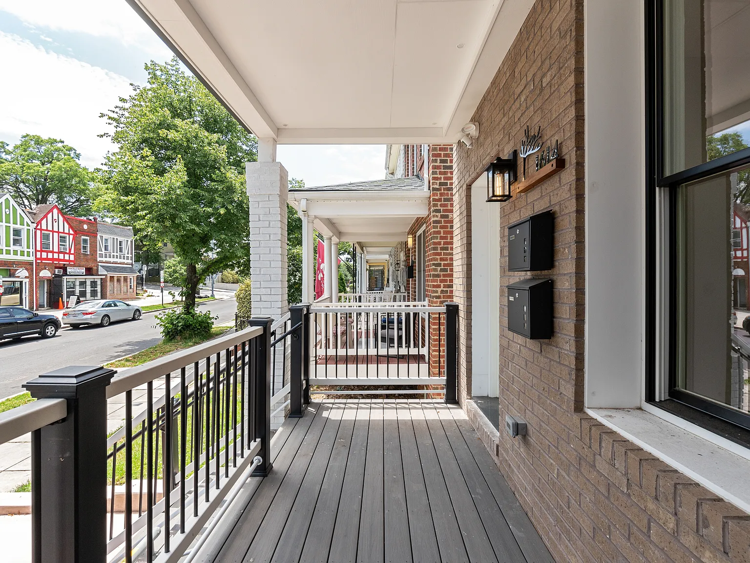 3 bed, 1103 sqft, $4,500 — Photo 4