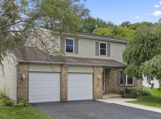 1993 Charmingfare St, Columbus, OH 43228