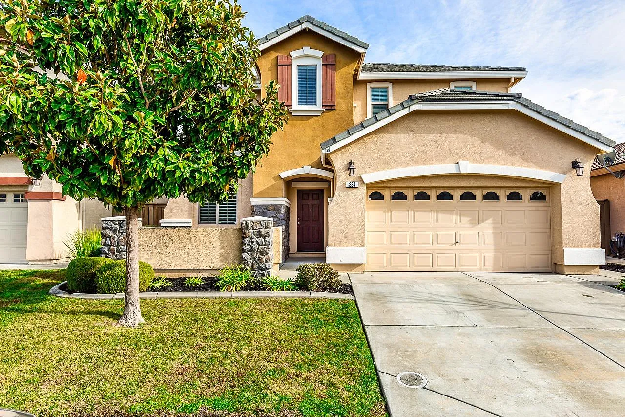224 Perrara Ct photo 1