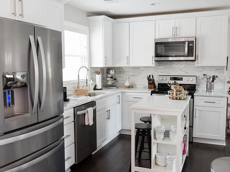 2711 Hartford Dr — Photo 11