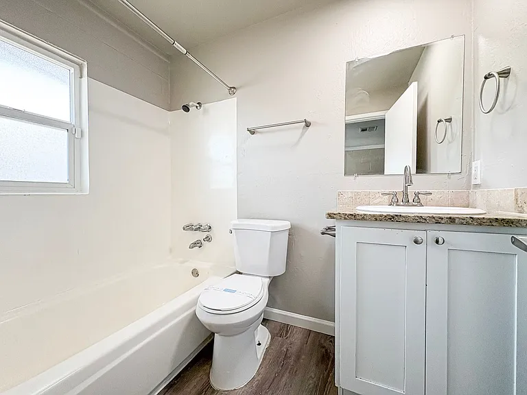 Highland Villa — Photo 21