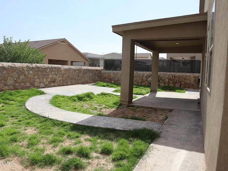 12616 Arrow Weed Dr — Photo 36