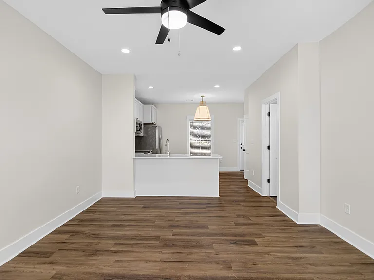 1207 W 7th St #D — Photo 7