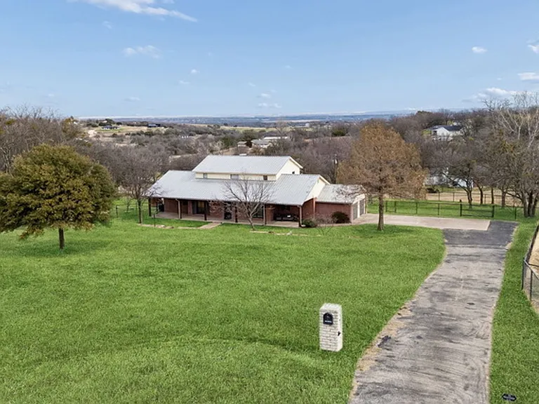 108 S Remuda Ct — Photo 7