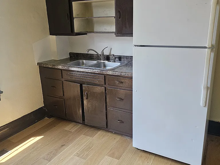 806 Audrey Nixon Blvd #D — Photo 6