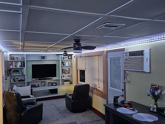 2nd image of 1334 Crisman Rd