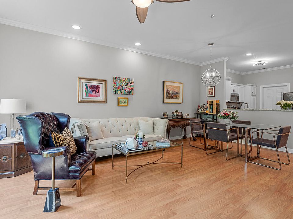 1st image of 200 S Dawson St APT 203