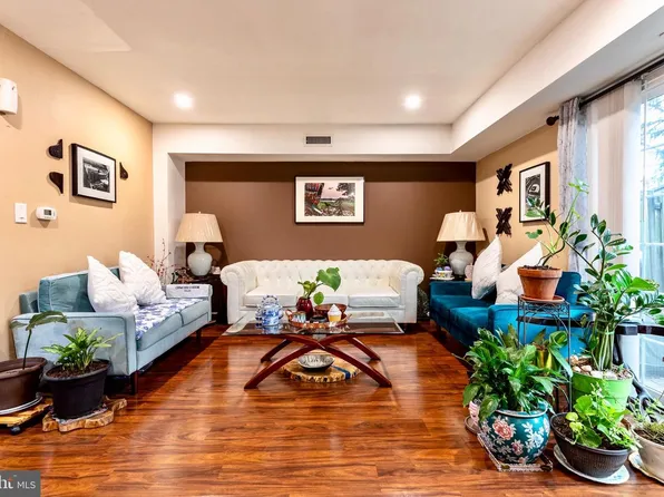 111 Ardwick Ter #9C, Lansdale, PA 19446