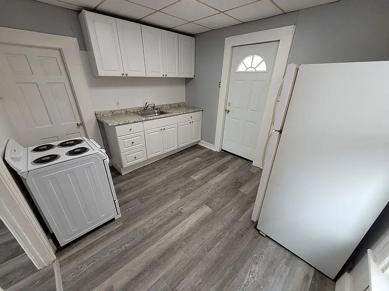 14 Orange St #1 — Photo 4