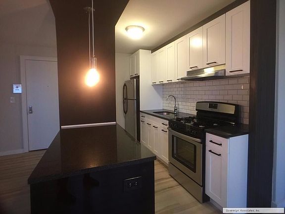 3rd image of 1370 Saint Nicholas Ave APT 6S