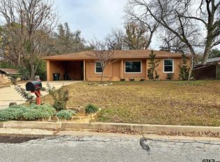 2000 W Pine Crest Dr, Tyler, TX 75701