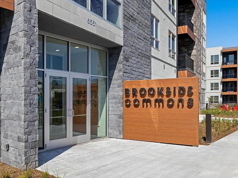 Brookside Commons — Photo 28