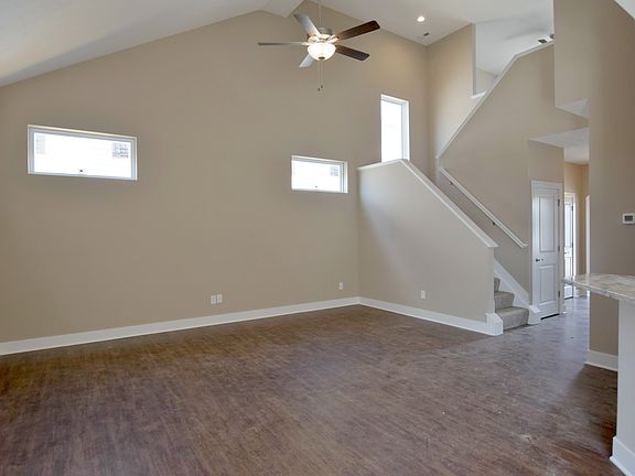 3rd image of 72 Asbury Ave