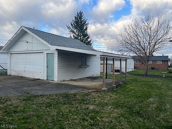 2nd image of 6330 Stonecrest Dr