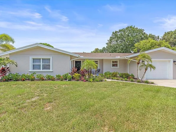 2235 Datura St, Sarasota, FL 34239