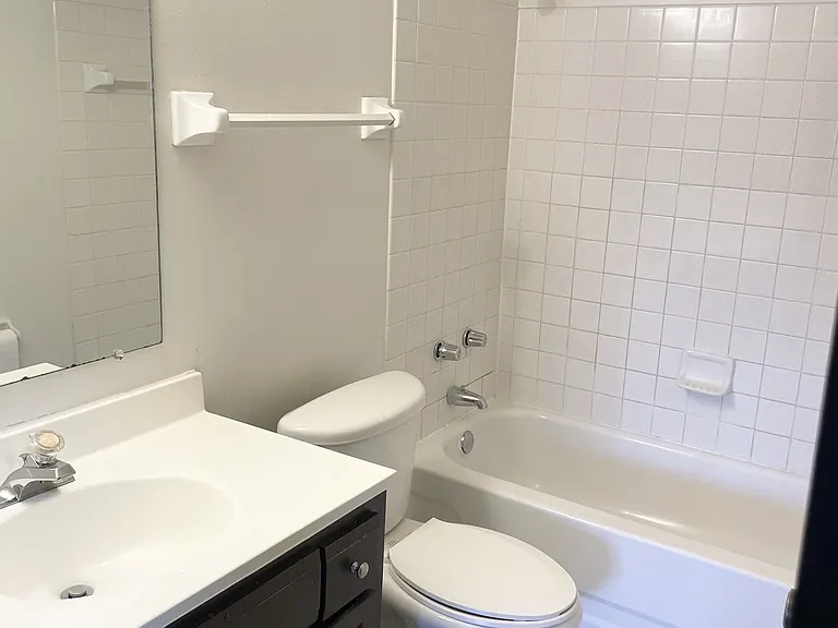 Pinecrest Apartments — Photo 7