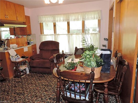 3rd image of 316 S James St