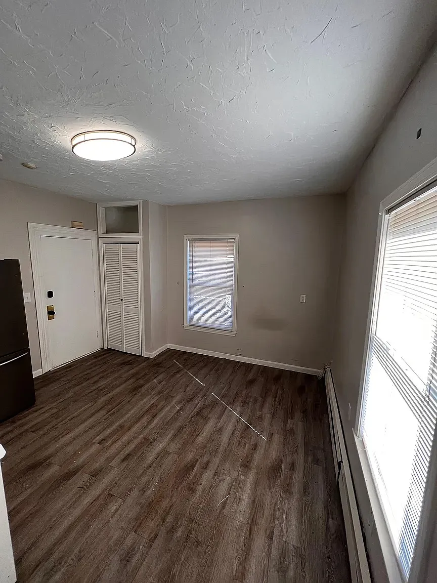 Studio, $1,875 — Photo 2