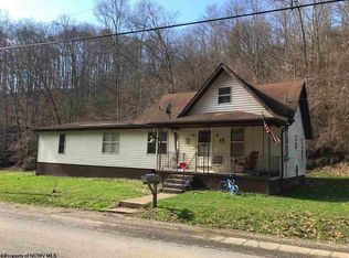 2368 Old Womans Run, Sutton, WV 26601