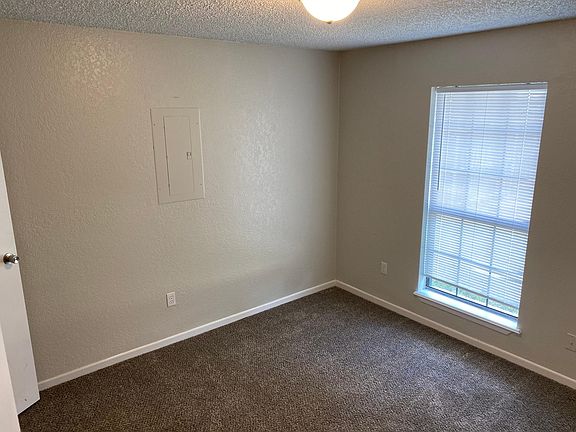 5th image of 3749 Purdue Ln