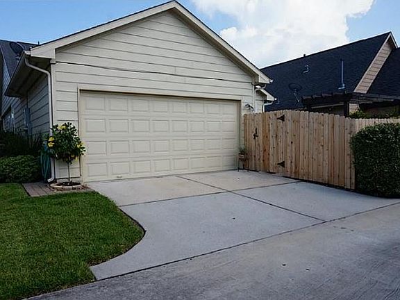 2nd image of 17251 Pecos Park Ln