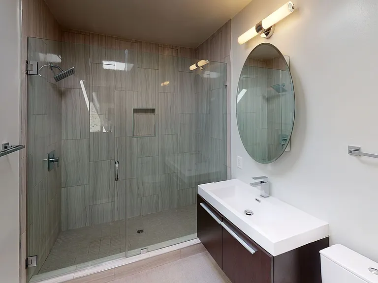 Gorgeous 2 Story Townhome...Great Location! CALL NOW! — Photo 18