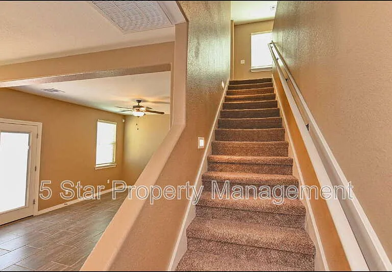 4628 Marisabel Azcarate St — Photo 30