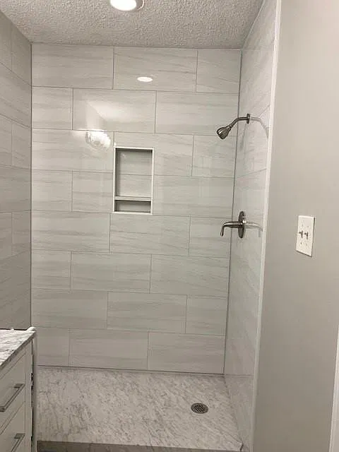 2 bed, 1000 sqft, $1,700 — Photo 2