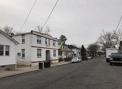 2nd image of 110 3rd St