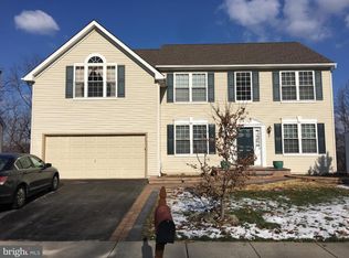 817 Windridge Ln, Downingtown, PA 19335