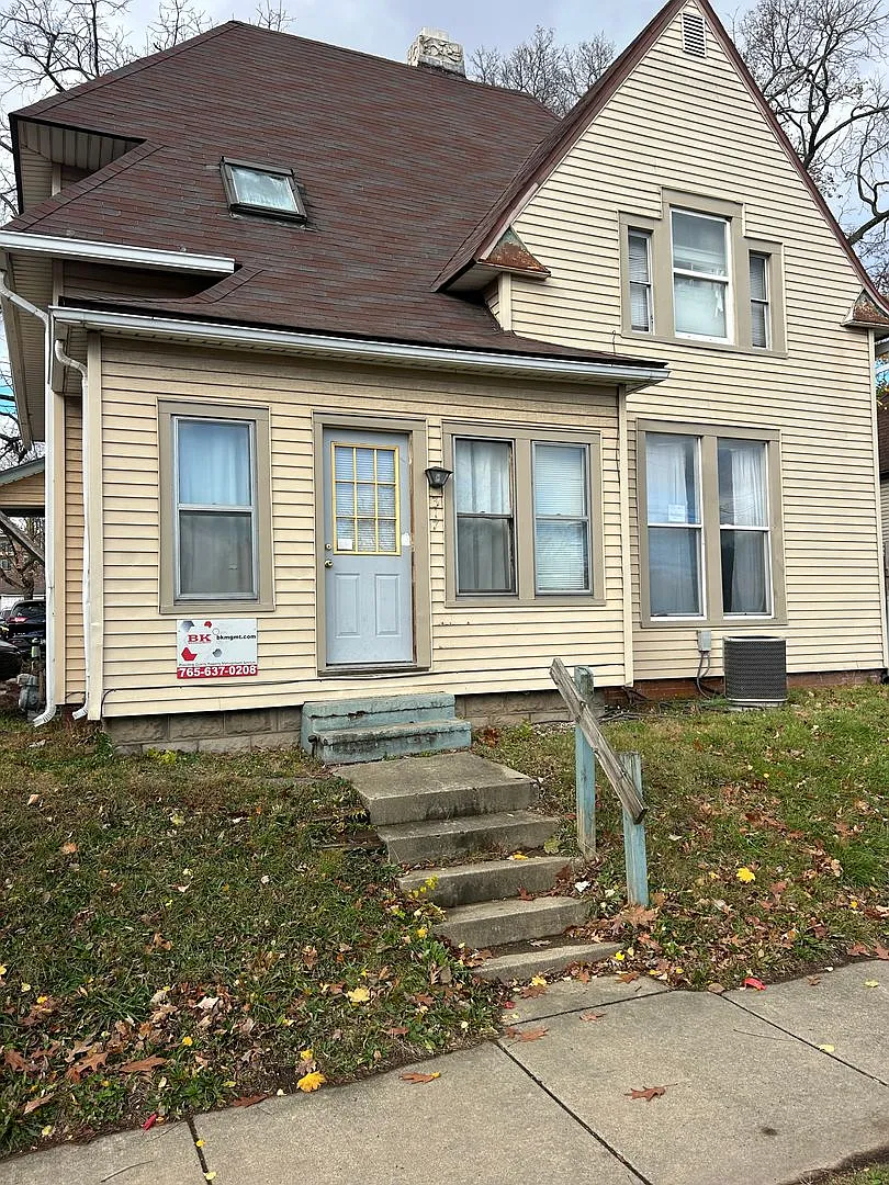 317 N Salisbury St — Photo 2