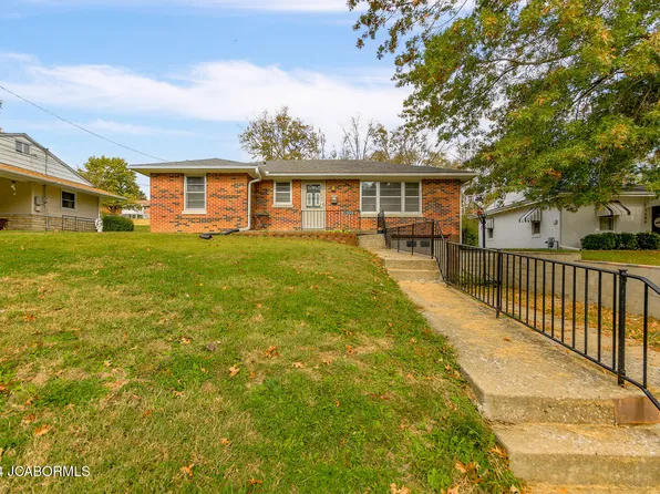 1502 Stadium Blvd, Jefferson City, MO 65109