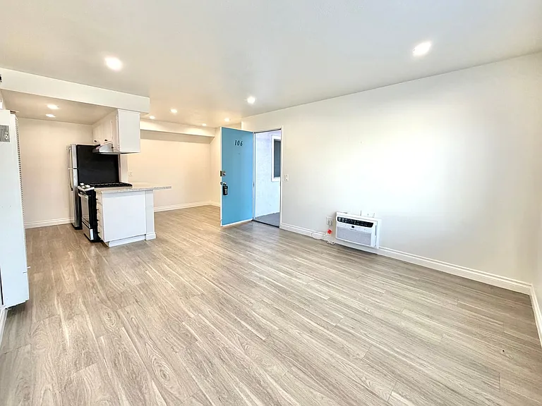 Bali Apartments — Photo 3