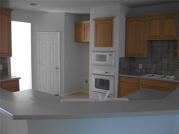 5th image of 4125 Walnut Creek Ct