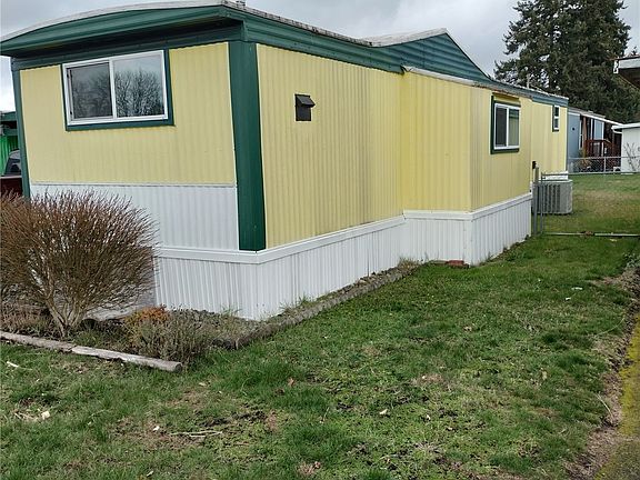 2nd image of 2405 Fords Prairie Avenue