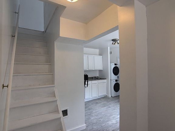 4th image of 335 21st St #1RR