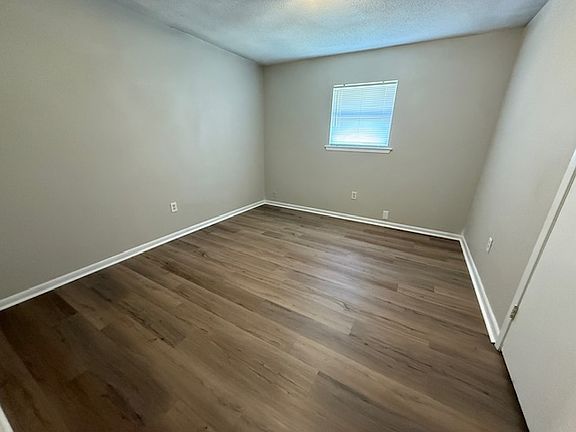 3rd image of 2540 W David Dr
