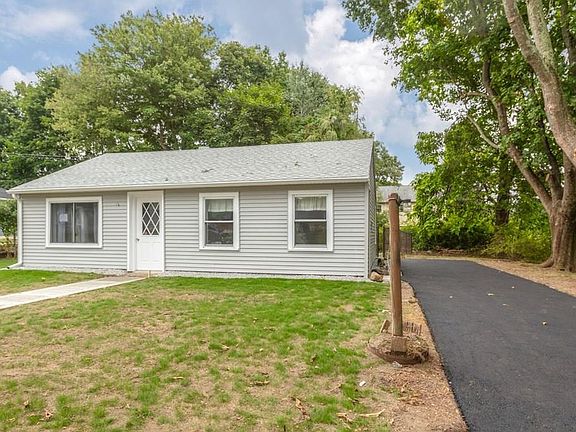 2nd image of 13 Clarendon Rd