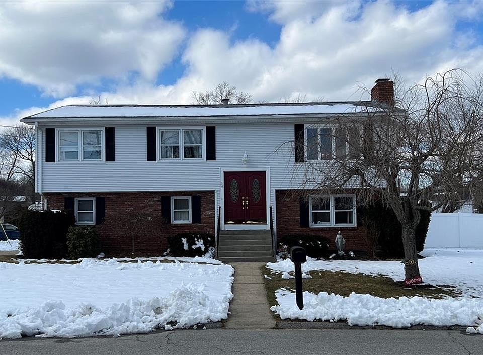 1st image of 35 Salina Ave