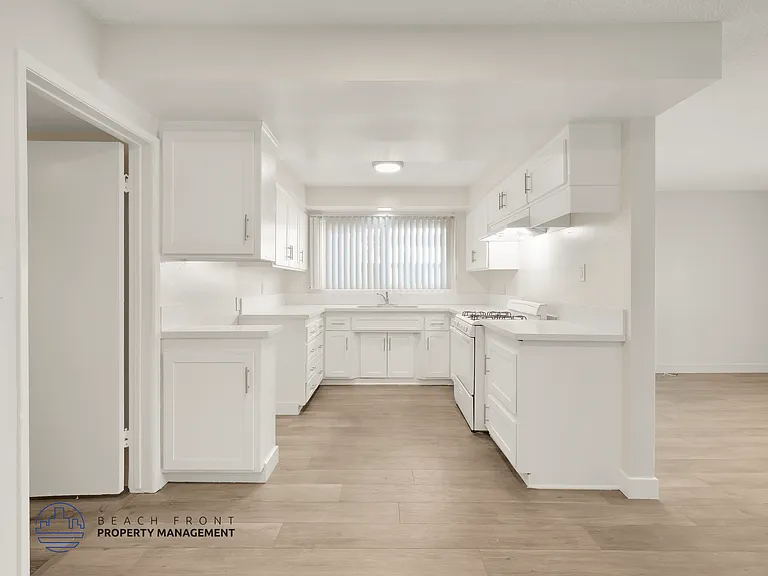 124 Buckthorn St. — Photo 1